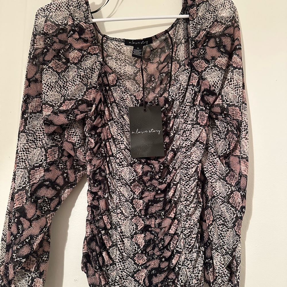 A love story light comfortable stretch top XL